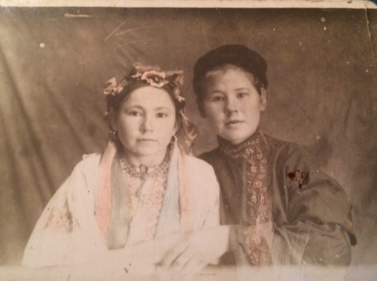 Уроженки Бураевского района (Абазова, Саяхова), 1945 г.