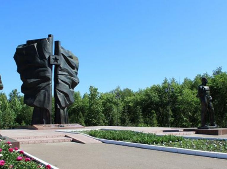 Монумент Боевой и трудовой Славы