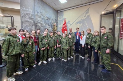 Юные поисковики посетили музей