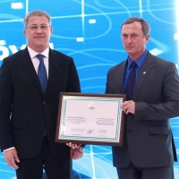 По работе награда!