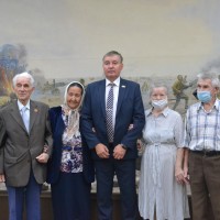 Церемония награждения удостоверениями «Дети войны»